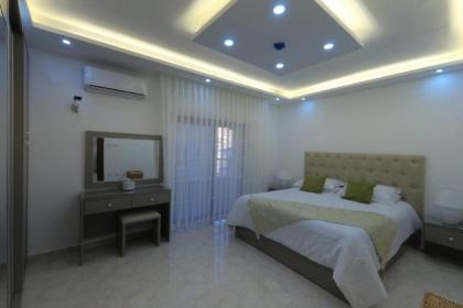 Amazing one Bedroom Apartment in Amman Elwebdah 2 - image 7